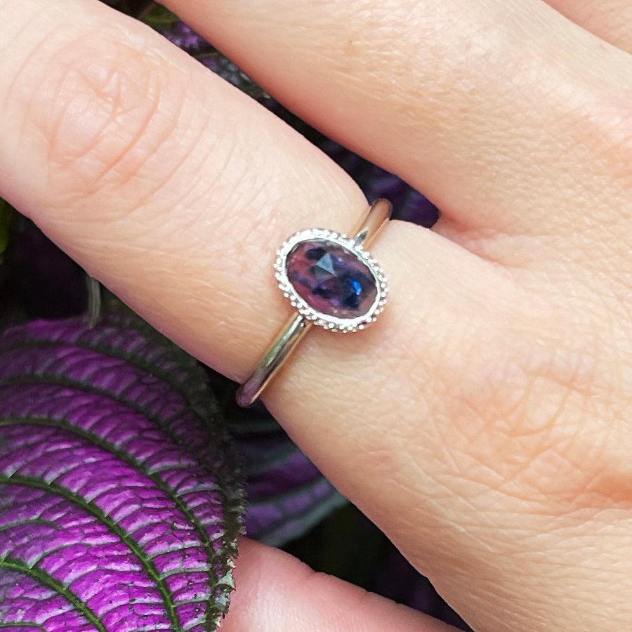 Poisonberry Sapphire Ring